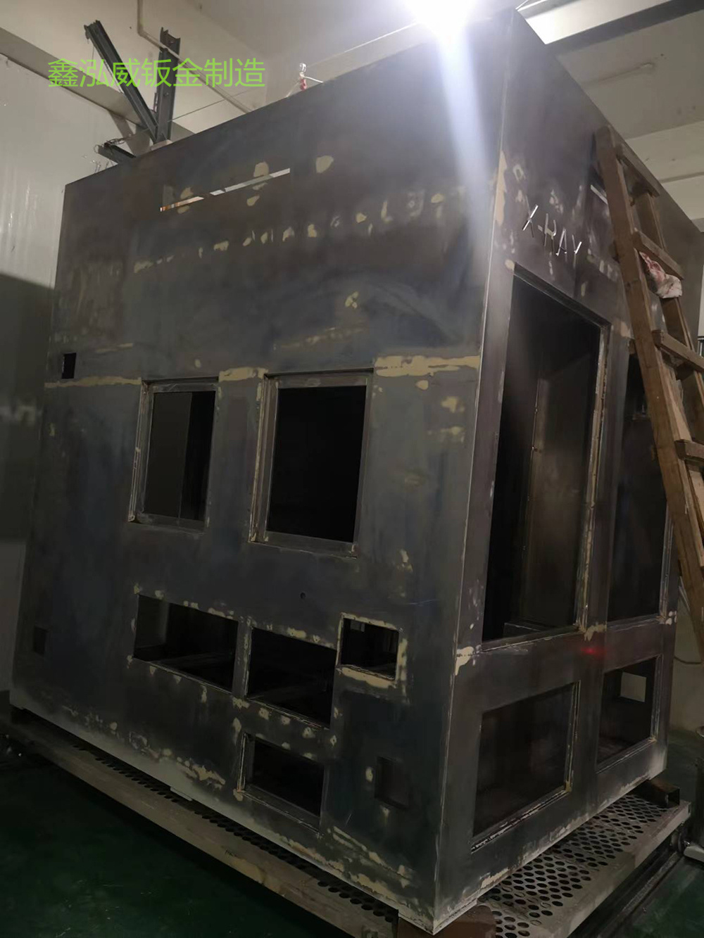 大型自动化设备烤漆加工